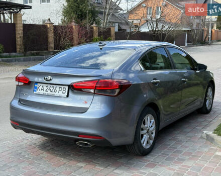 Сірий Кіа Форте, об'ємом двигуна 2 л та пробігом 134 тис. км за 10900 $, фото 6 на Automoto.ua