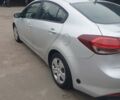 Серый Киа Форте, объемом двигателя 2 л и пробегом 200 тыс. км за 8500 $, фото 6 на Automoto.ua