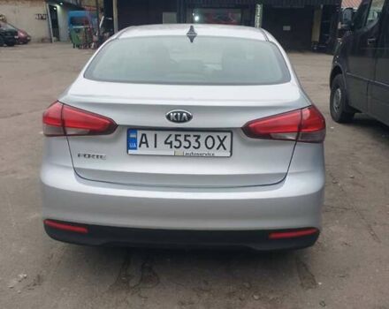Серый Киа Форте, объемом двигателя 2 л и пробегом 200 тыс. км за 8500 $, фото 9 на Automoto.ua