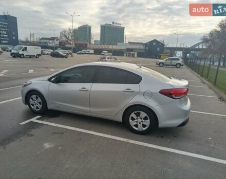 Сірий Кіа Форте, об'ємом двигуна 2 л та пробігом 256 тис. км за 12000 $, фото 13 на Automoto.ua