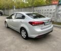 Серый Киа Форте, объемом двигателя 2 л и пробегом 280 тыс. км за 7200 $, фото 5 на Automoto.ua