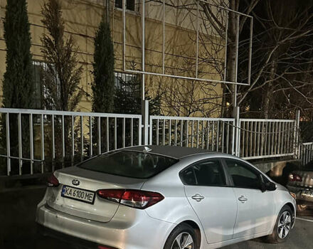 Серый Киа Форте, объемом двигателя 2 л и пробегом 90 тыс. км за 9200 $, фото 3 на Automoto.ua