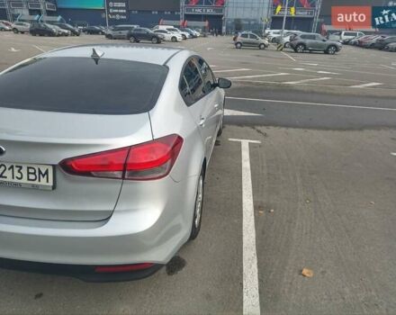 Сірий Кіа Форте, об'ємом двигуна 2 л та пробігом 256 тис. км за 12000 $, фото 3 на Automoto.ua