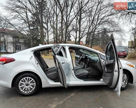 Серый Киа Форте, объемом двигателя 2 л и пробегом 257 тыс. км за 6990 $, фото 22 на Automoto.ua