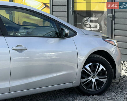 Киа Форте 2017 в Стрые на Automoto.ua Серый Киа Форте, объемом двигателя 2 л и пробегом 114 тыс. км за 10999 $, фото 26 на Automoto.ua