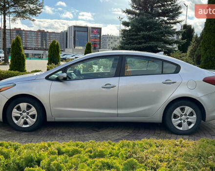 Серый Киа Форте, объемом двигателя 2 л и пробегом 86 тыс. км за 8999 $, фото 3 на Automoto.ua