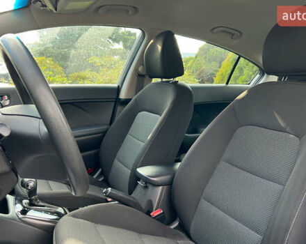 Серый Киа Форте, объемом двигателя 2 л и пробегом 86 тыс. км за 8999 $, фото 8 на Automoto.ua