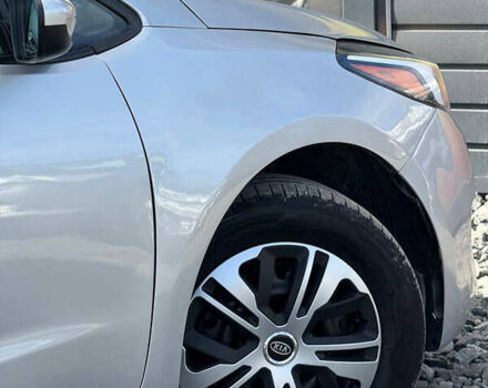 Серый Киа Форте, объемом двигателя 2 л и пробегом 114 тыс. км за 10800 $, фото 27 на Automoto.ua