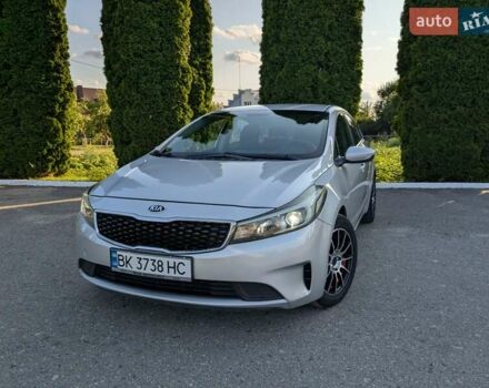 Серый Киа Форте, объемом двигателя 2 л и пробегом 115 тыс. км за 9199 $, фото 9 на Automoto.ua