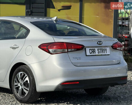 Киа Форте 2017 в Стрые на Automoto.ua Серый Киа Форте, объемом двигателя 2 л и пробегом 114 тыс. км за 10999 $, фото 17 на Automoto.ua