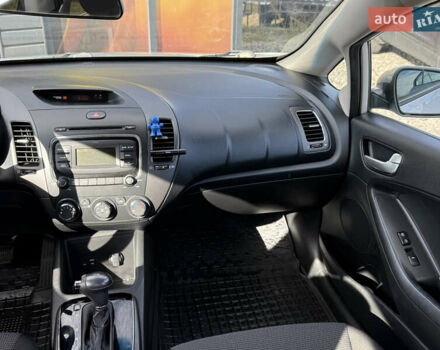 Киа Форте 2017 в Стрые на Automoto.ua Серый Киа Форте, объемом двигателя 2 л и пробегом 114 тыс. км за 10999 $, фото 37 на Automoto.ua