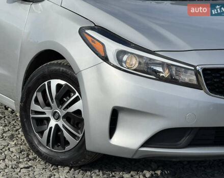 Киа Форте 2017 в Стрые на Automoto.ua Серый Киа Форте, объемом двигателя 2 л и пробегом 114 тыс. км за 10999 $, фото 8 на Automoto.ua