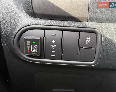 Серый Киа Форте, объемом двигателя 2 л и пробегом 114 тыс. км за 10800 $, фото 44 на Automoto.ua