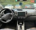 Серый Киа Форте, объемом двигателя 2 л и пробегом 260 тыс. км за 8400 $, фото 12 на Automoto.ua