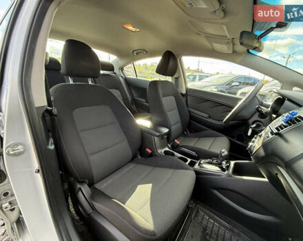 Киа Форте 2017 в Стрые на Automoto.ua Серый Киа Форте, объемом двигателя 2 л и пробегом 114 тыс. км за 10999 $, фото 29 на Automoto.ua