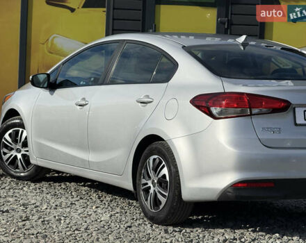 Киа Форте 2017 в Стрые на Automoto.ua Серый Киа Форте, объемом двигателя 2 л и пробегом 114 тыс. км за 10999 $, фото 18 на Automoto.ua