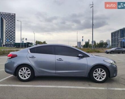 Серый Киа Форте, объемом двигателя 2 л и пробегом 144 тыс. км за 12900 $, фото 3 на Automoto.ua