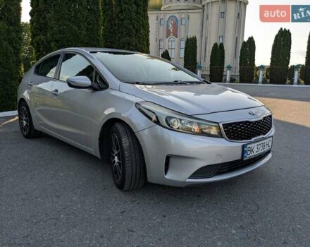 Серый Киа Форте, объемом двигателя 2 л и пробегом 115 тыс. км за 9199 $, фото 3 на Automoto.ua