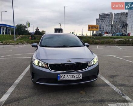 Серый Киа Форте, объемом двигателя 2 л и пробегом 144 тыс. км за 12900 $, фото 9 на Automoto.ua