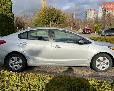 Серый Киа Форте, объемом двигателя 2 л и пробегом 86 тыс. км за 8999 $, фото 7 на Automoto.ua
