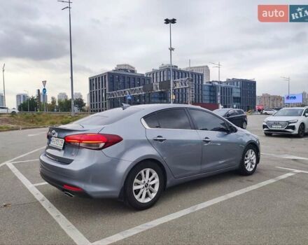 Серый Киа Форте, объемом двигателя 2 л и пробегом 144 тыс. км за 12900 $, фото 5 на Automoto.ua