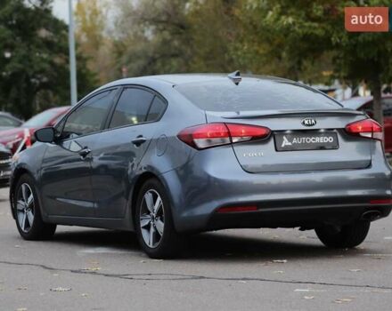 Кіа Форте 2017 у Києві на Automoto.ua Сірий Кіа Форте, об'ємом двигуна 2 л та пробігом 92 тис. км за 11800 $, фото 4 на Automoto.ua