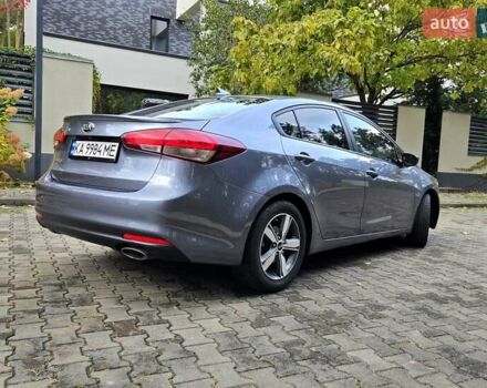 Кіа Форте 2017 у Києві на Automoto.ua Сірий Кіа Форте, об'ємом двигуна 2 л та пробігом 90 тис. км за 11000 $, фото 4 на Automoto.ua