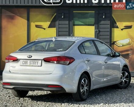 Киа Форте 2017 в Стрые на Automoto.ua Серый Киа Форте, объемом двигателя 2 л и пробегом 114 тыс. км за 10999 $, фото 21 на Automoto.ua
