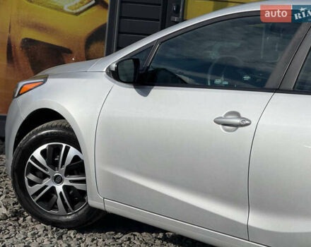 Серый Киа Форте, объемом двигателя 2 л и пробегом 114 тыс. км за 10800 $, фото 19 на Automoto.ua