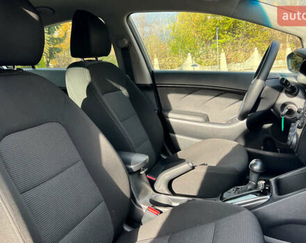 Серый Киа Форте, объемом двигателя 2 л и пробегом 86 тыс. км за 8999 $, фото 17 на Automoto.ua