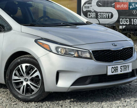 Киа Форте 2017 в Стрые на Automoto.ua Серый Киа Форте, объемом двигателя 2 л и пробегом 114 тыс. км за 10999 $, фото 6 на Automoto.ua