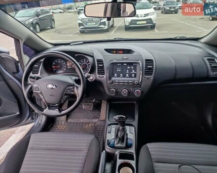 Серый Киа Форте, объемом двигателя 2 л и пробегом 144 тыс. км за 12900 $, фото 6 на Automoto.ua