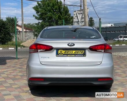Сірий Кіа Форте, об'ємом двигуна 2 л та пробігом 114 тис. км за 12800 $, фото 4 на Automoto.ua