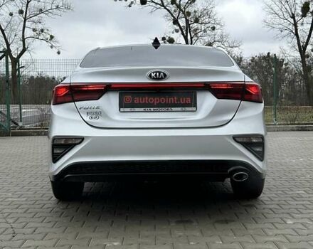 Серый Киа Форте, объемом двигателя 2 л и пробегом 53 тыс. км за 13600 $, фото 8 на Automoto.ua