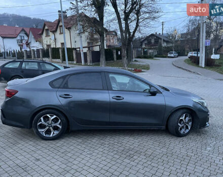 Серый Киа Форте, объемом двигателя 2 л и пробегом 98 тыс. км за 14500 $, фото 10 на Automoto.ua