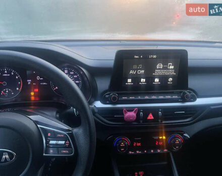 Серый Киа Форте, объемом двигателя 2 л и пробегом 98 тыс. км за 14500 $, фото 13 на Automoto.ua