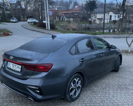 Серый Киа Форте, объемом двигателя 2 л и пробегом 98 тыс. км за 14500 $, фото 9 на Automoto.ua