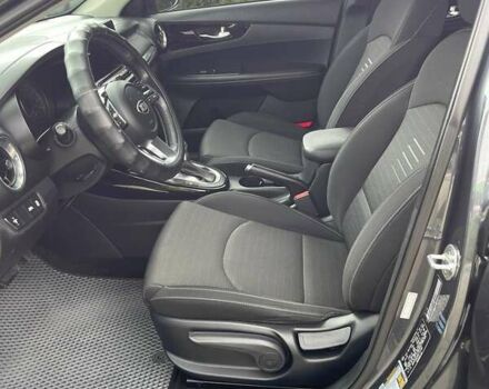 Сірий Кіа Форте, об'ємом двигуна 2 л та пробігом 75 тис. км за 15700 $, фото 62 на Automoto.ua