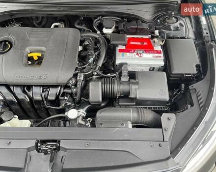 Сірий Кіа Форте, об'ємом двигуна 2 л та пробігом 75 тис. км за 15700 $, фото 26 на Automoto.ua