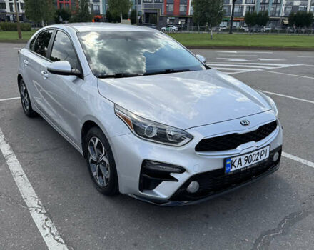 Серый Киа Форте, объемом двигателя 2 л и пробегом 136 тыс. км за 13700 $, фото 2 на Automoto.ua