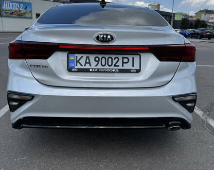 Серый Киа Форте, объемом двигателя 2 л и пробегом 136 тыс. км за 13700 $, фото 5 на Automoto.ua