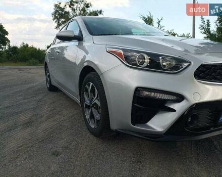 Серый Киа Форте, объемом двигателя 2 л и пробегом 32 тыс. км за 13990 $, фото 4 на Automoto.ua