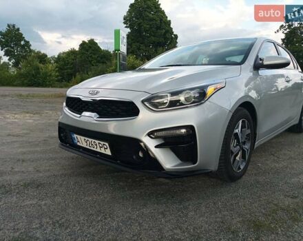 Серый Киа Форте, объемом двигателя 2 л и пробегом 32 тыс. км за 13990 $, фото 2 на Automoto.ua