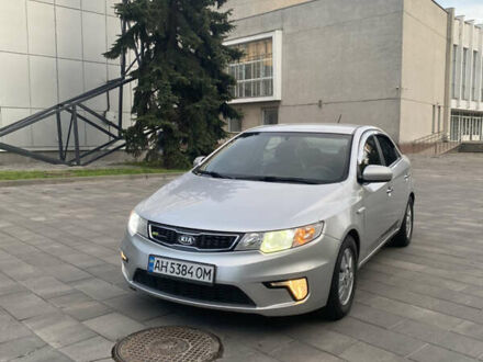 Кіа Форте 2010 у Києві на Automoto.ua Сірий Кіа Форте, об'ємом двигуна 1.59 л та пробігом 250 тис. км за 4900 $, фото 1 на Automoto.ua