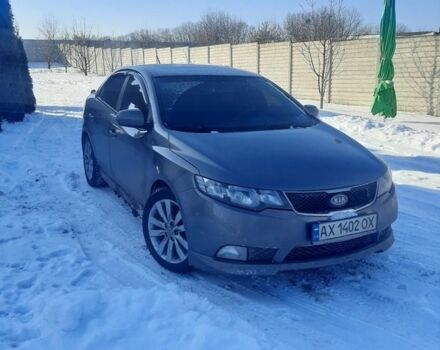 Серый Киа Форте, объемом двигателя 2.4 л и пробегом 321 тыс. км за 8200 $, фото 1 на Automoto.ua
