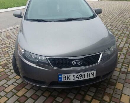 Серый Киа Форте, объемом двигателя 2 л и пробегом 166 тыс. км за 7600 $, фото 1 на Automoto.ua