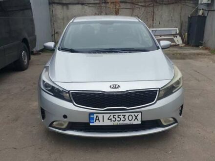 Серый Киа Форте, объемом двигателя 2 л и пробегом 200 тыс. км за 8500 $, фото 1 на Automoto.ua