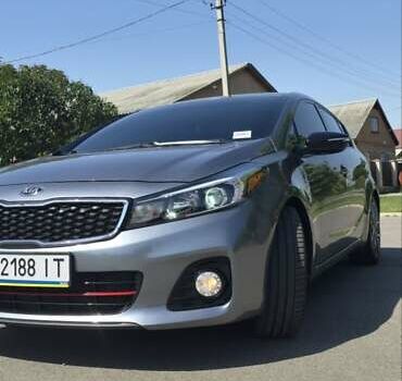 Кіа Форте 2017 у Умани на Automoto.ua Сірий Кіа Форте, об'ємом двигуна 1.6 л та пробігом 87 тис. км за 14000 $, фото 1 на Automoto.ua
