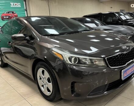 Серый Киа Форте, объемом двигателя 2 л и пробегом 157 тыс. км за 10000 $, фото 1 на Automoto.ua