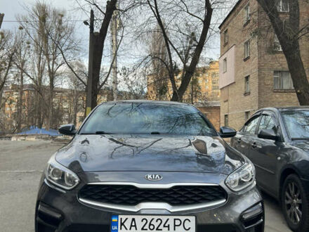 Киа Форте 2019 в Киеве на Automoto.ua Серый Киа Форте, объемом двигателя 2 л и пробегом 80 тыс. км за 16000 $, фото 1 на Automoto.ua